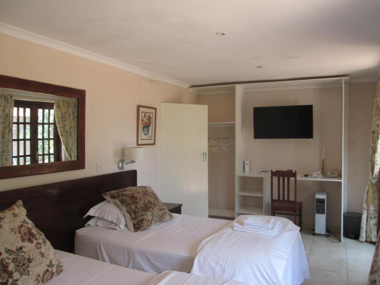 Bed and Breakfast 12 Fleetwood Harare Exterior foto